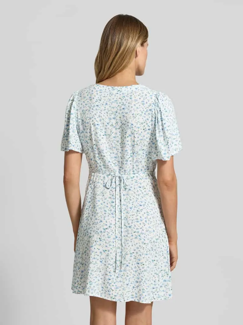 Vero Moda Licht uitlopend minijurkje van pure viscose model 'ALBA' lichtblauw, foto 3