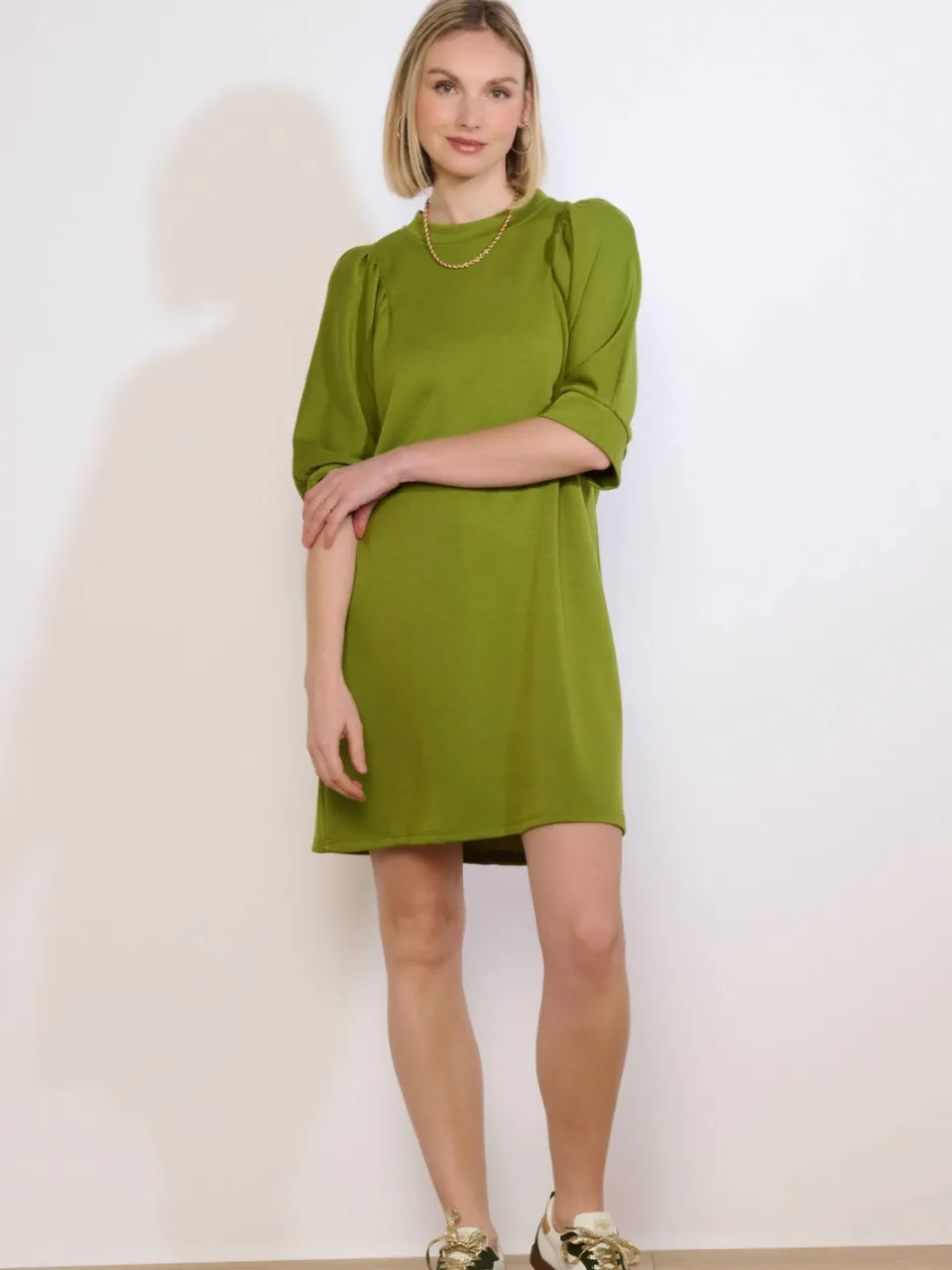 LOLALIZA sweatjurk groen