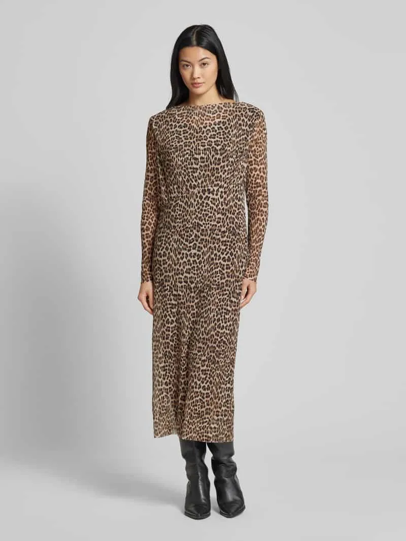 Rich & Royal Midi-jurk met boothals Beige