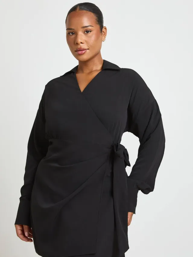 boohoo Dames Plus Wikkel Jurk Met Gerimpelde Zijkant Zwart