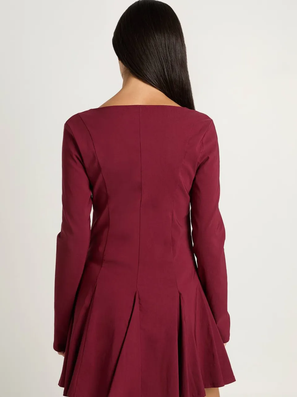boohoo Dames Bengaline Godet Zoom Mini Jurk bessen, foto 3