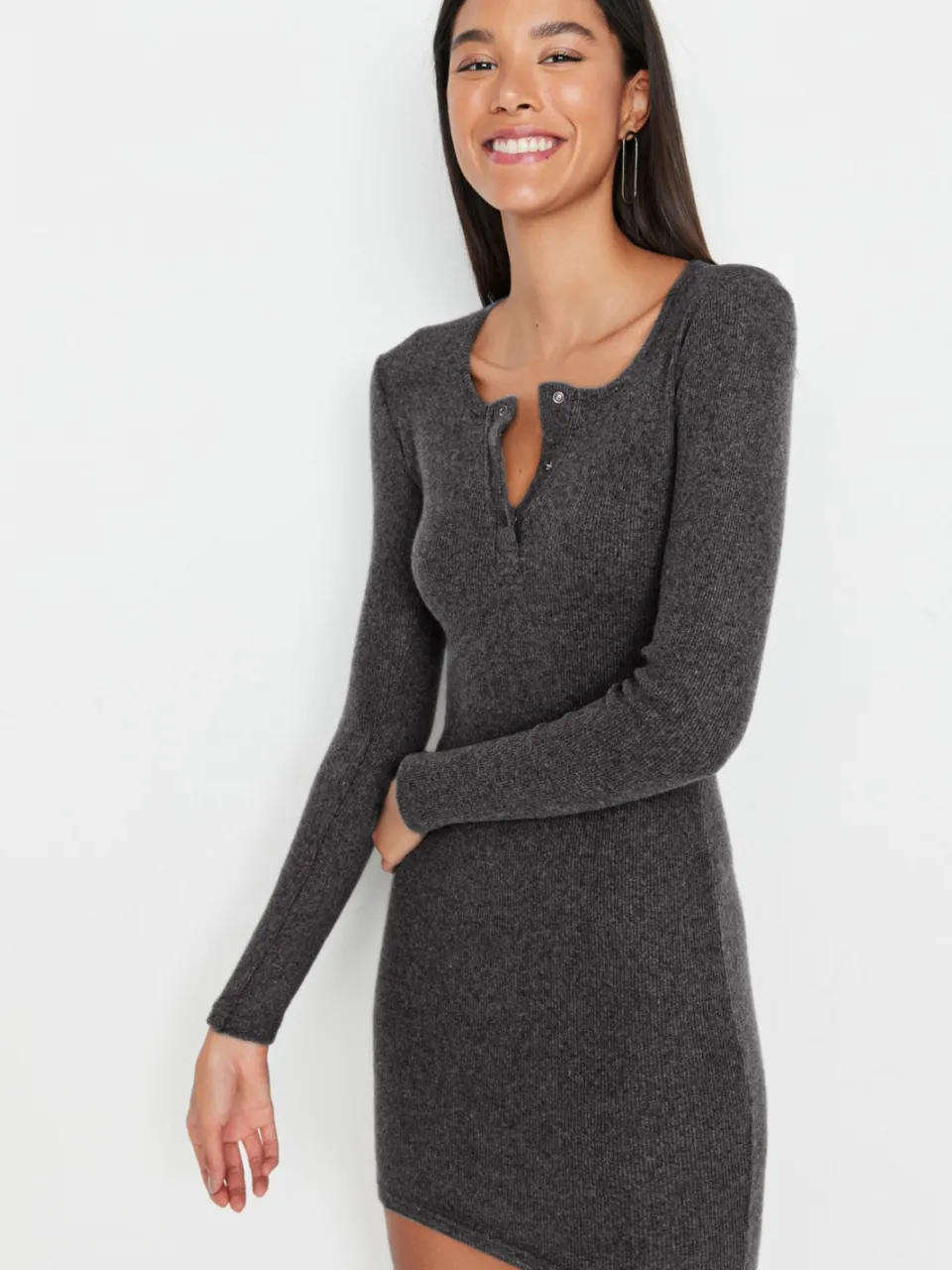 Trendyol TRENDYOLMİLLA Dames Grijs Effen Kort / Mini Lang Casual Bodycon Jurken, foto 2