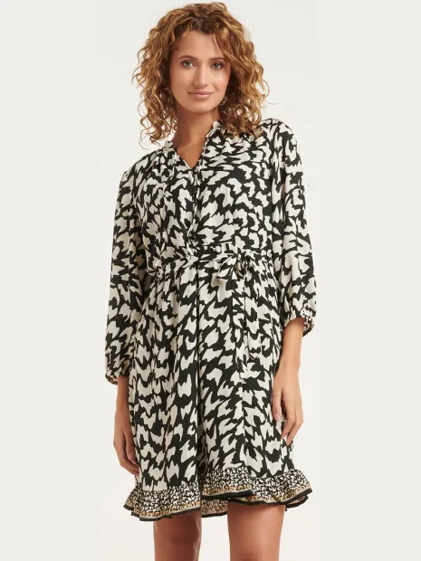 Smashed Lemon Zwart-witte dierachtig print jurk met ceintuur en ruffle detail
