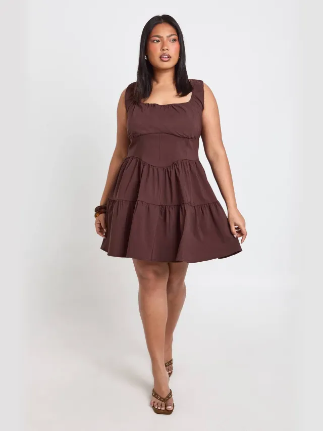 boohoo Dames Plus Bengaline Mini-jurk Met Vierkante Hals Chocoladebruin