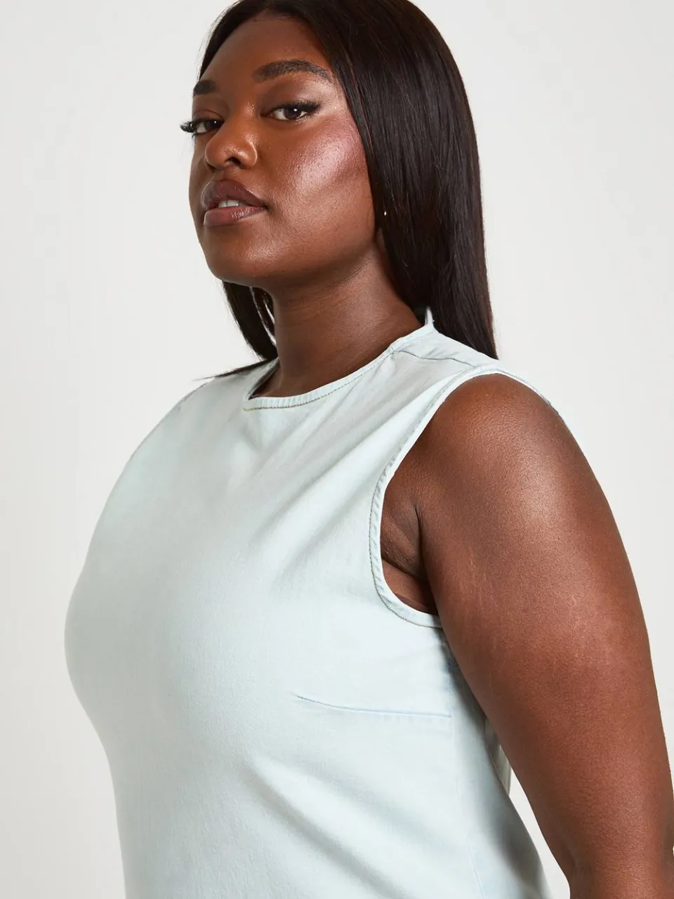 boohoo Dames Plus Basic Denim Rechte Jurk, foto 4