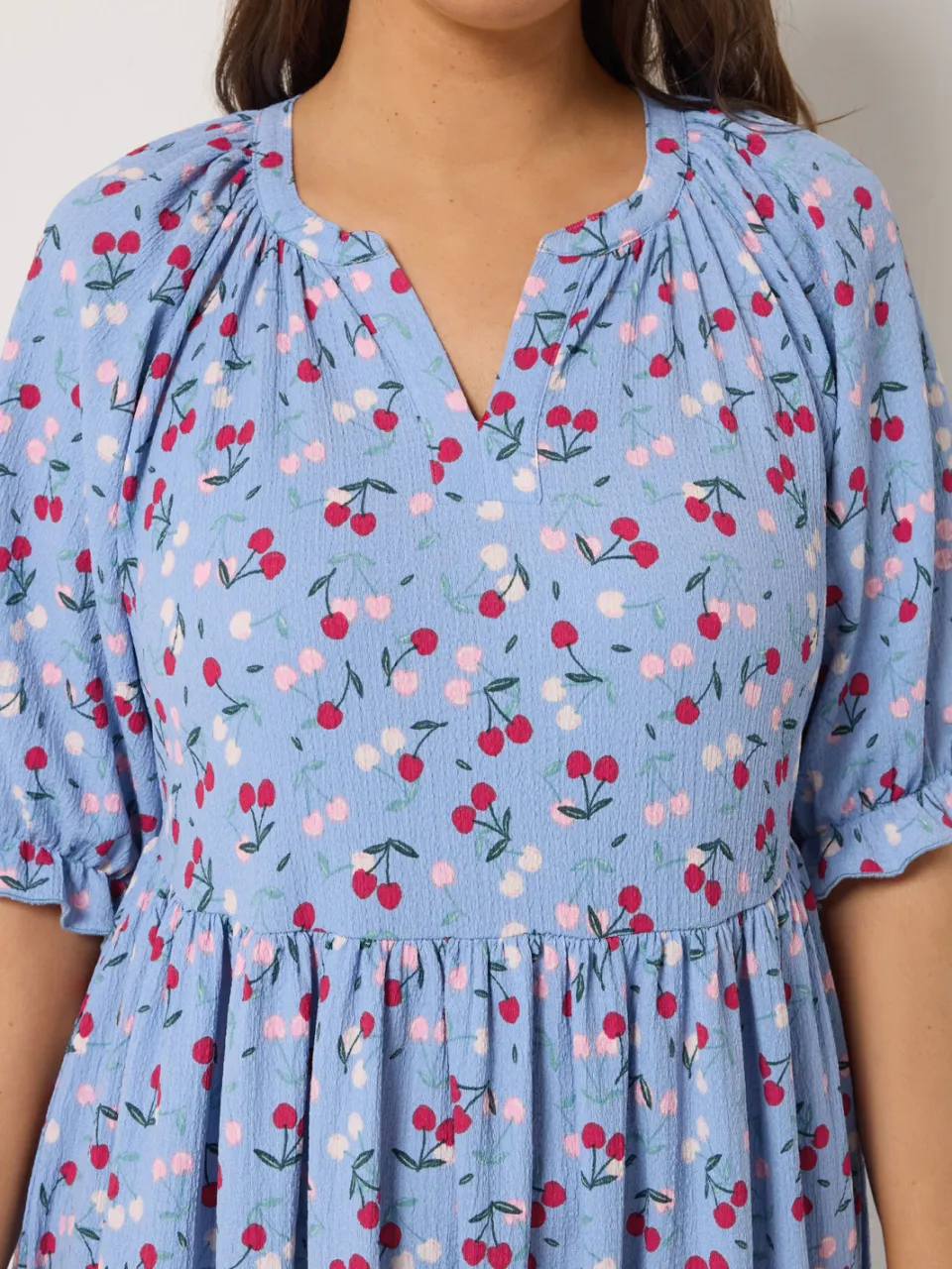 Yours Blauwe Bloemen Met Kersenmotief Maxijurk Met Een Notch Neck, foto 4