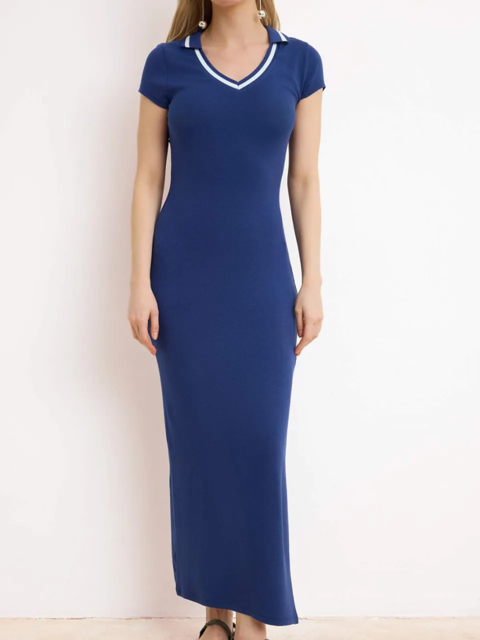 Trendyol TRENDYOLMİLLA Dames Donkerblauw Gestreept Maxi Kort Bodycon Jurken marineblauw/blauw, foto 2