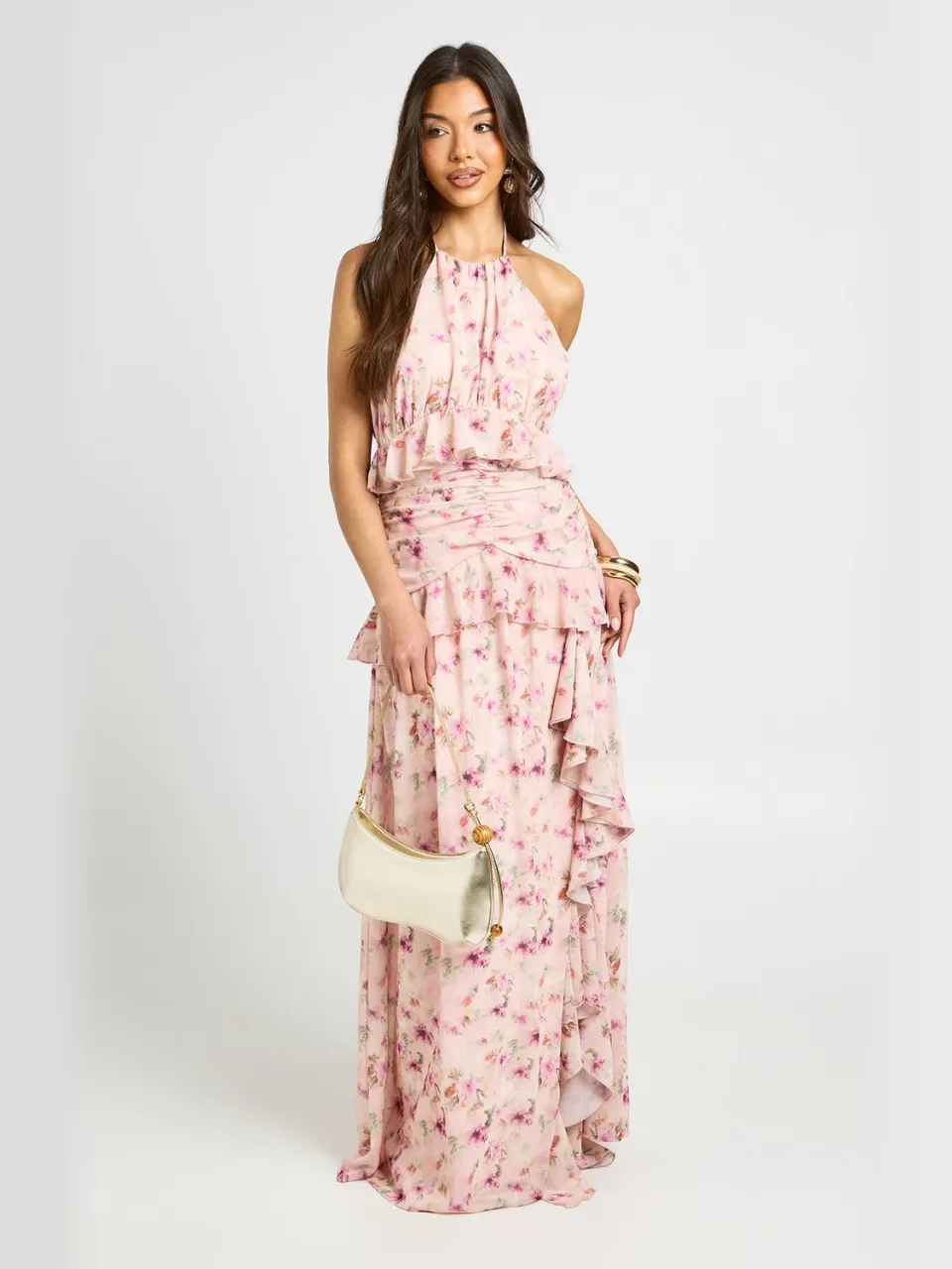 boohoo Dames Gebloemde Halternek Chiffon Maxi Jurk Met Ruches roze, foto 2