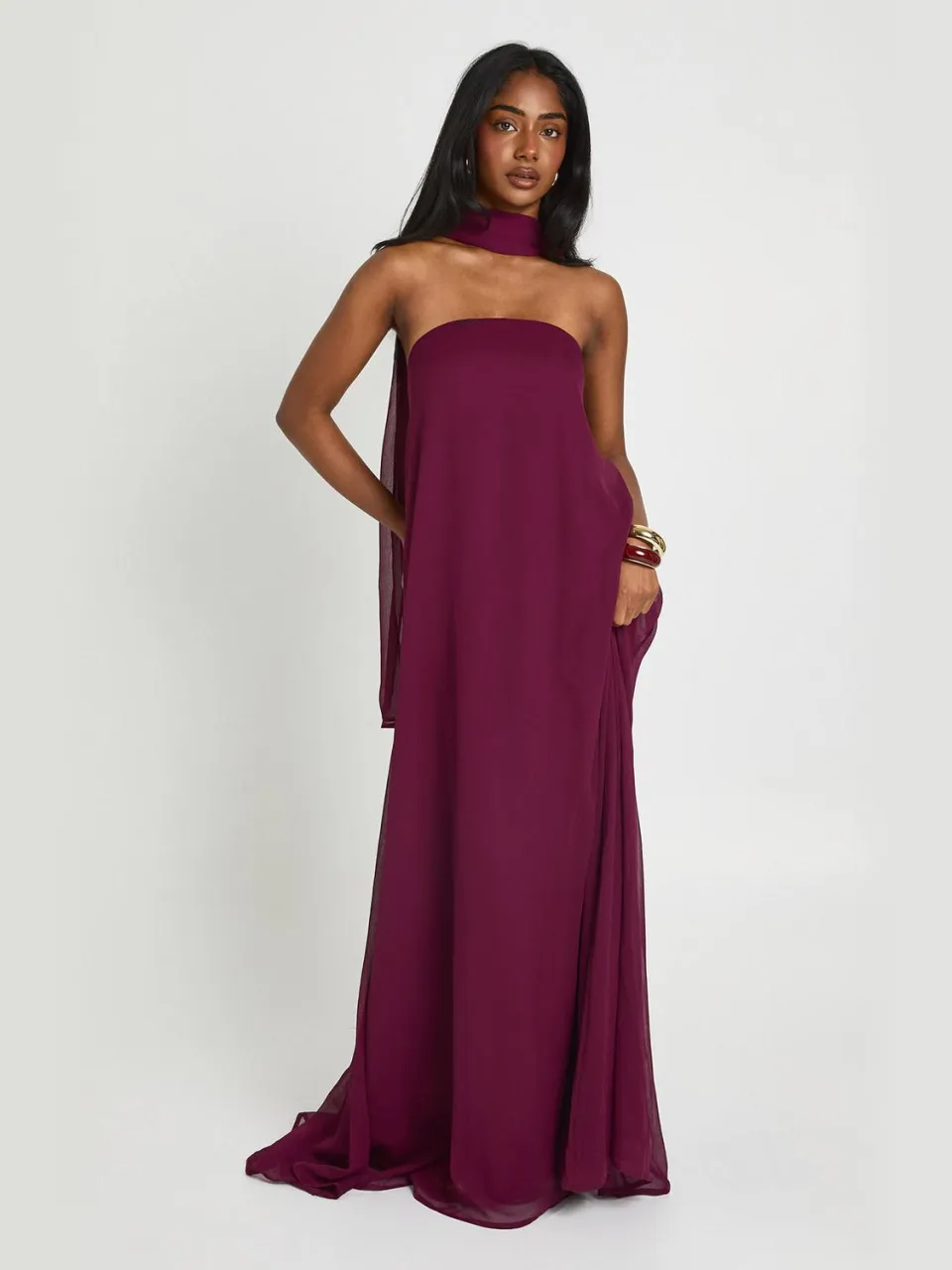 boohoo Dames Maxi-jurk Met Trapeze-silhouet En Sjaalkraag Tot Op De Grond kersen, foto 2