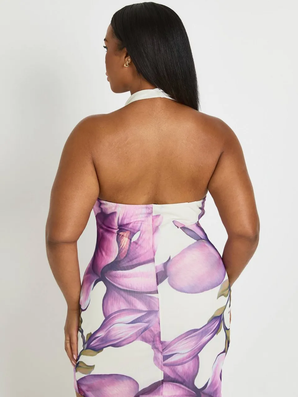 boohoo Dames Plus Bloemen Mesh Hoge Cowl Mini Jurk wit, foto 3