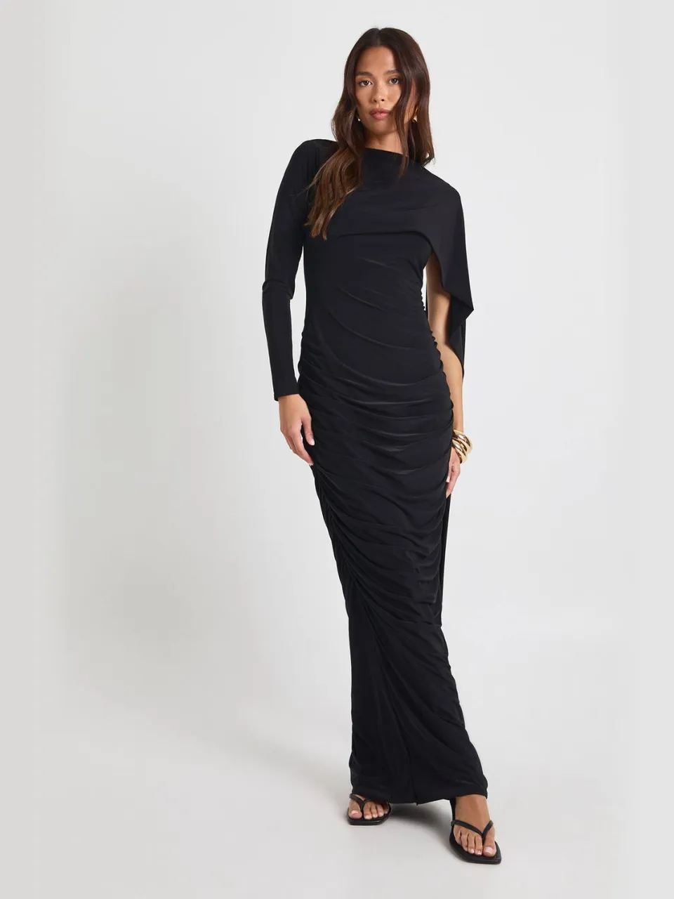 boohoo Dames Slinky maxi-jurk met lange mouwen en drapeeffect zwart, foto 3