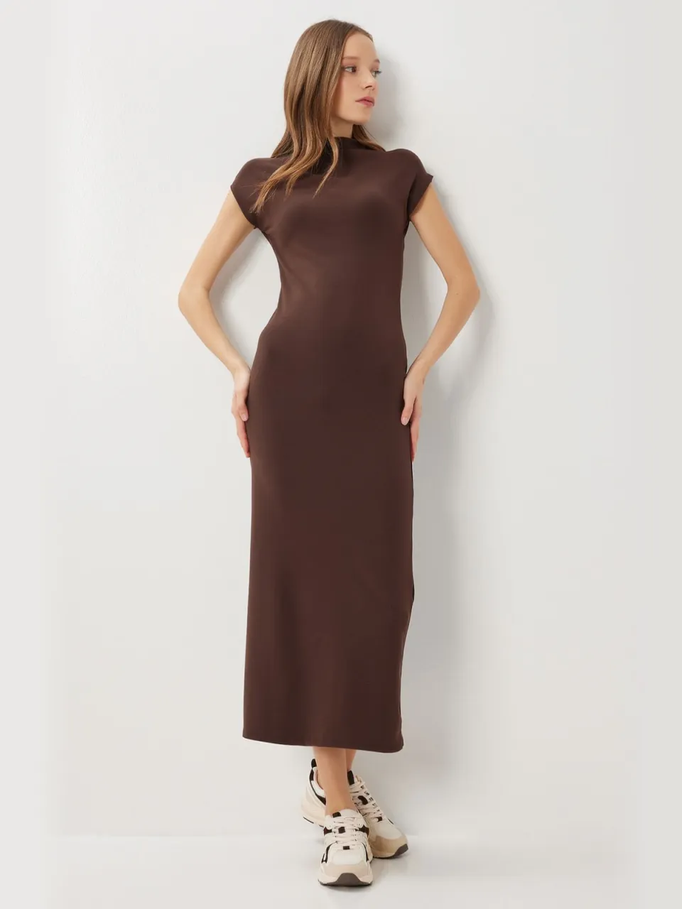 Happiness Istanbul Bodycon midi-jurk met halve turtleneck mokka, foto 2