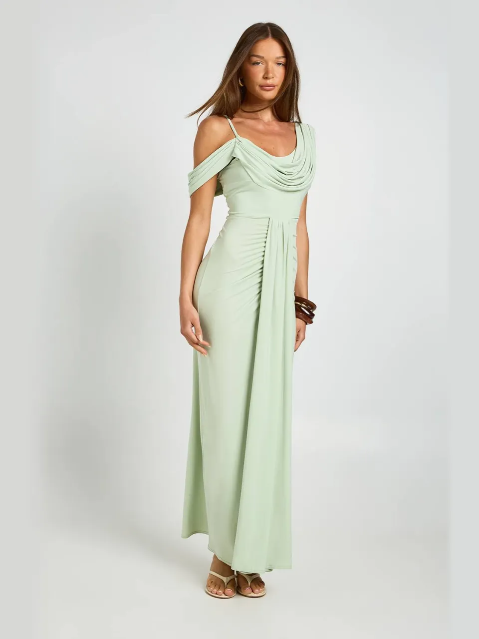 boohoo Dames Dubbele Laag Slinky Drape Voorkant Cold Shoulder Maxi Jurk verstandig, foto 3