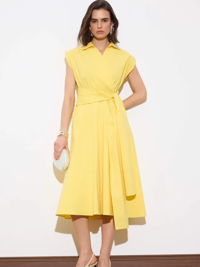 Trendyol TRENDYOLMİLLA Dames Geel Effen Midi Kort Casual Skater Jurken