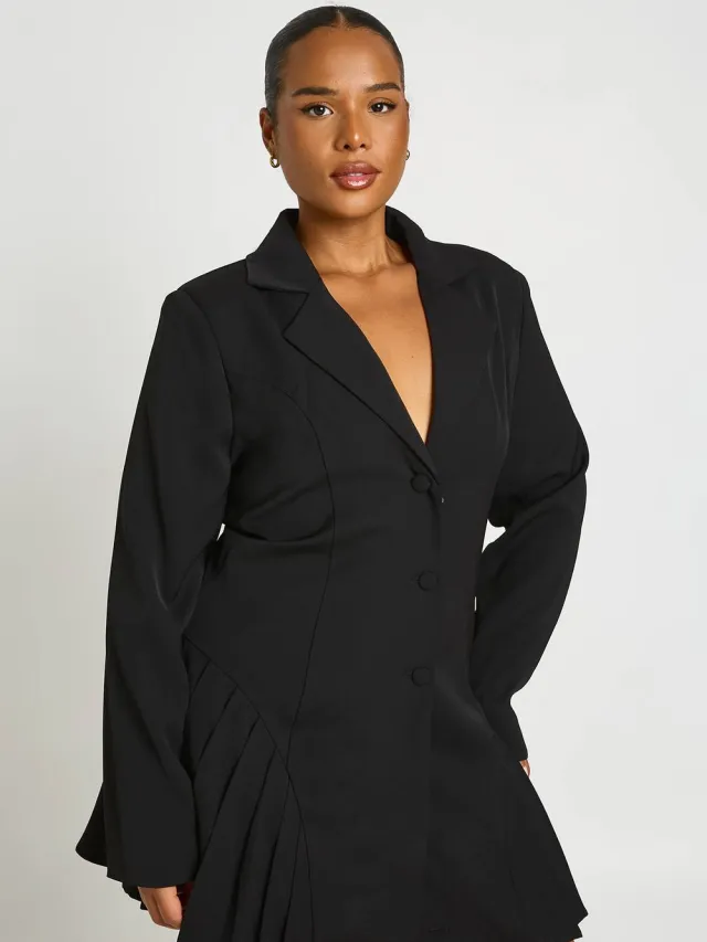boohoo Dames Plus Plisse Rok Blazer Jurk Met Knoopsluiting Zwart