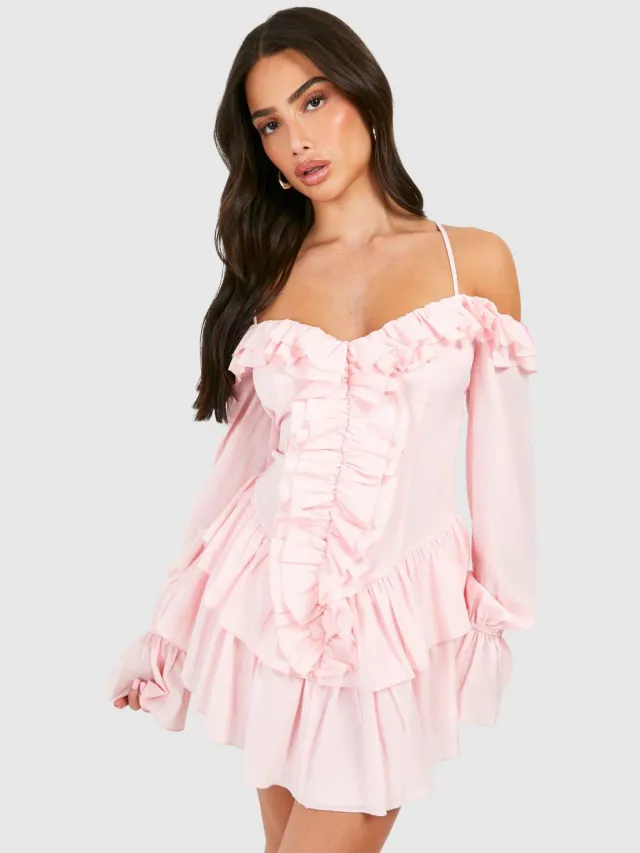 boohoo Dames Petite geweven jurk met ruches en gelaagde mini-zoom Blush