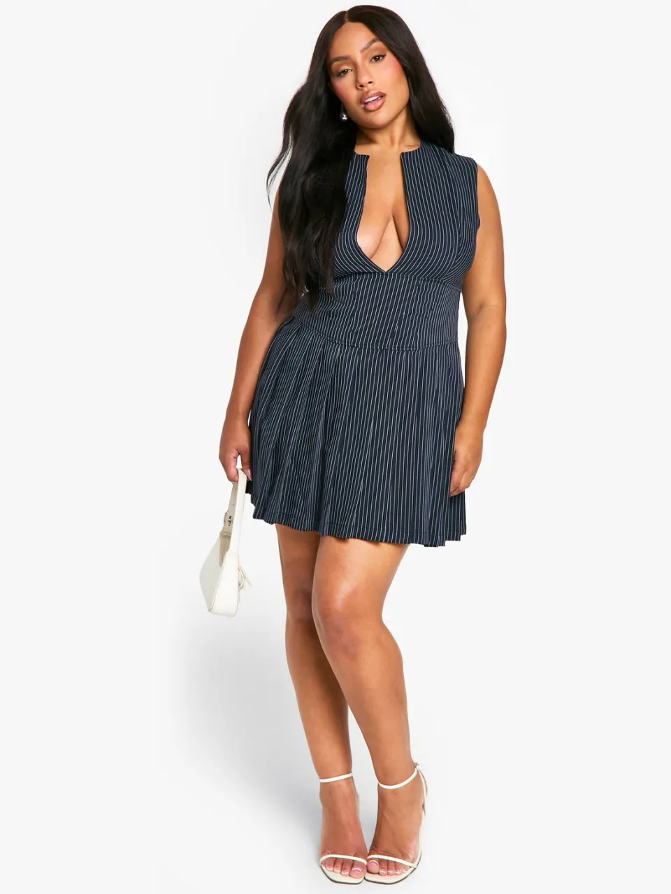 boohoo Dames Plus Geweven Streep Diepe V-hals Geplooide Jurk marineblauw, foto 3