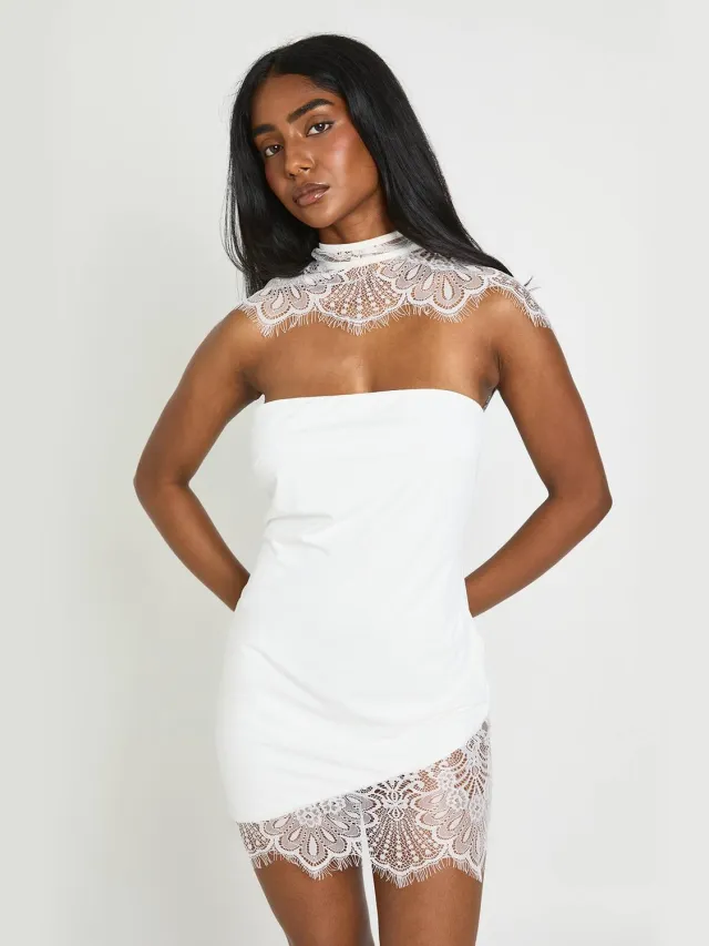boohoo Dames Mini-jurk Met Kanten Cape Detail Ivoor