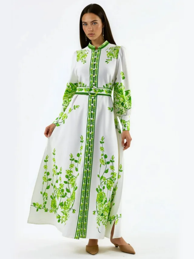 MSN Collection Bloemige Maxi-jurk met Lange Mouwen en Ceintuur en Mandarijnkraag Wit