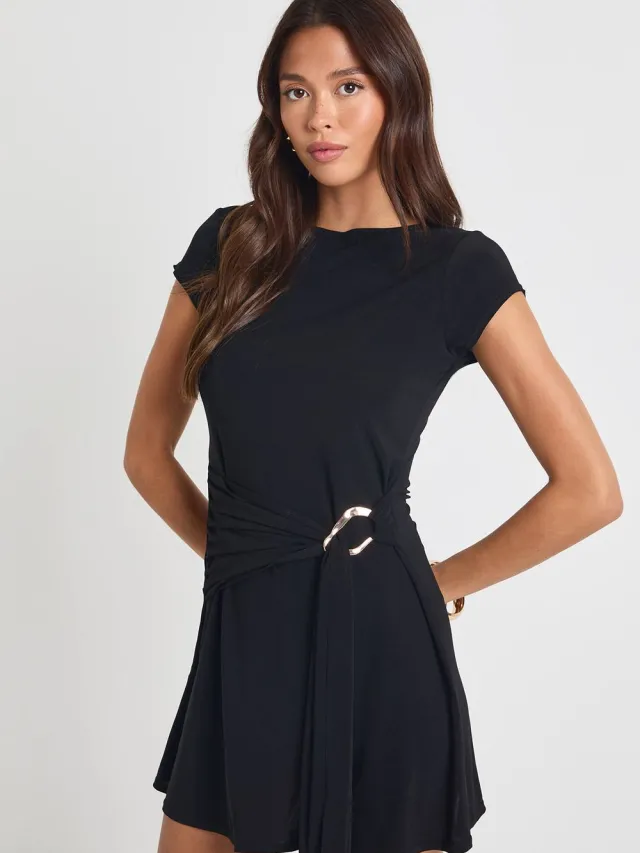 boohoo Dames Slinky maxi-jurk met draperende voorzijde en gouden afwerking, foto 2