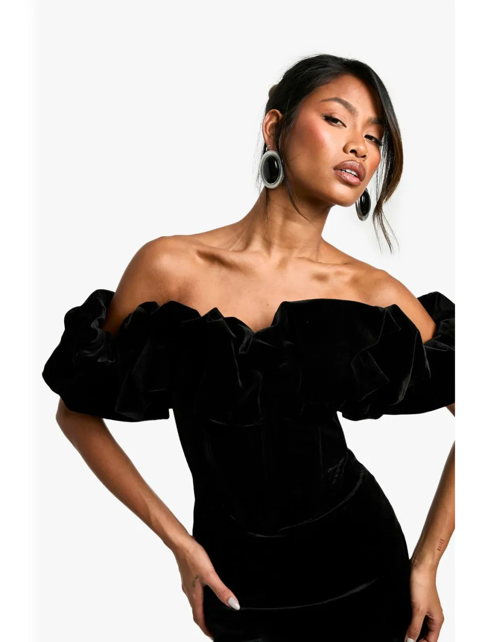boohoo Dames Extreme Ruffle Fluwelen Mini-jurk zwart, foto 4