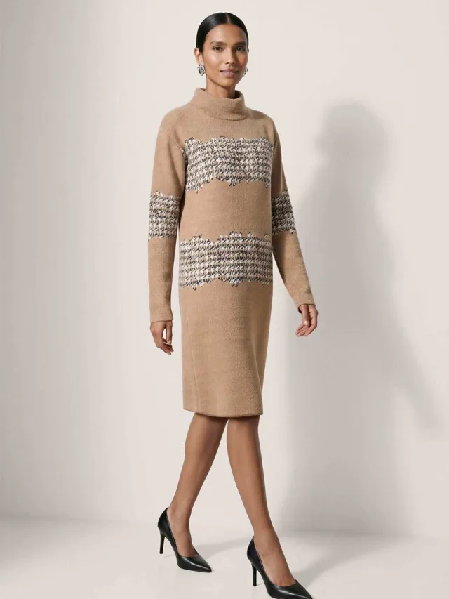 MADELEINE Jurk H-lijn jurk met hanenpootmotief beige / wolwit / marineblauw