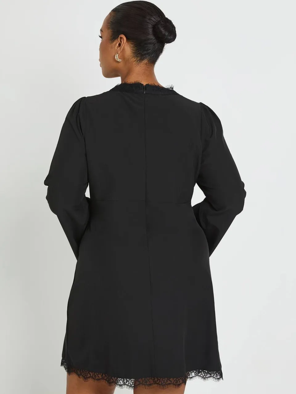 boohoo Dames Plus Mini-jurk Met Lange Mouwen En Kantafwerking zwart, foto 3