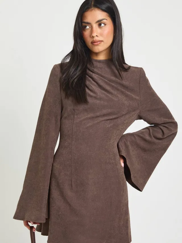boohoo Dames Gedrapeerde Schouder Lange Mouw Mini Jurk chocoladebruin, foto 3