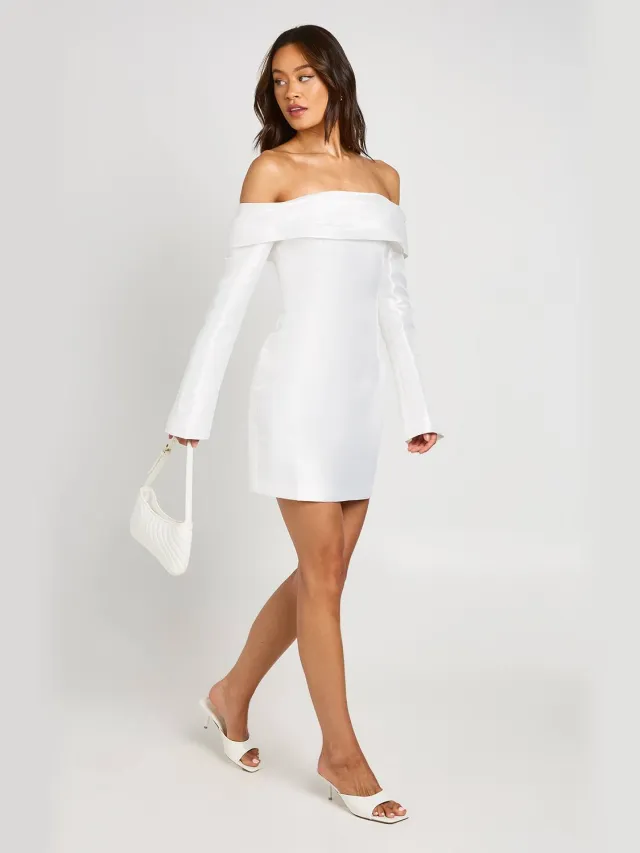 boohoo Dames Tall Satijnen Gestructureerde Bardot Mini Jurk Wit