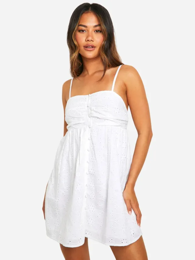 boohoo Dames Broderie Button Down Mini Jurk Wit