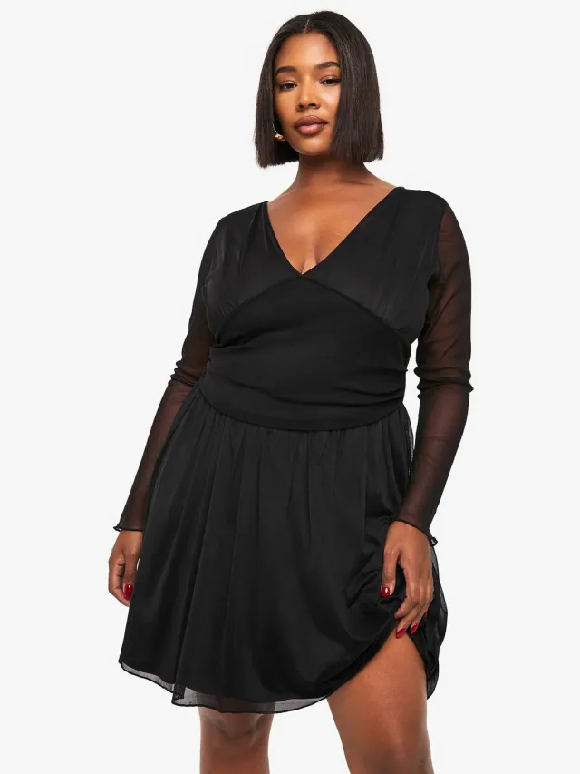 boohoo Dames Plus Plunge Corsetdetail Lange Mouwen Skaterjurk Zwart