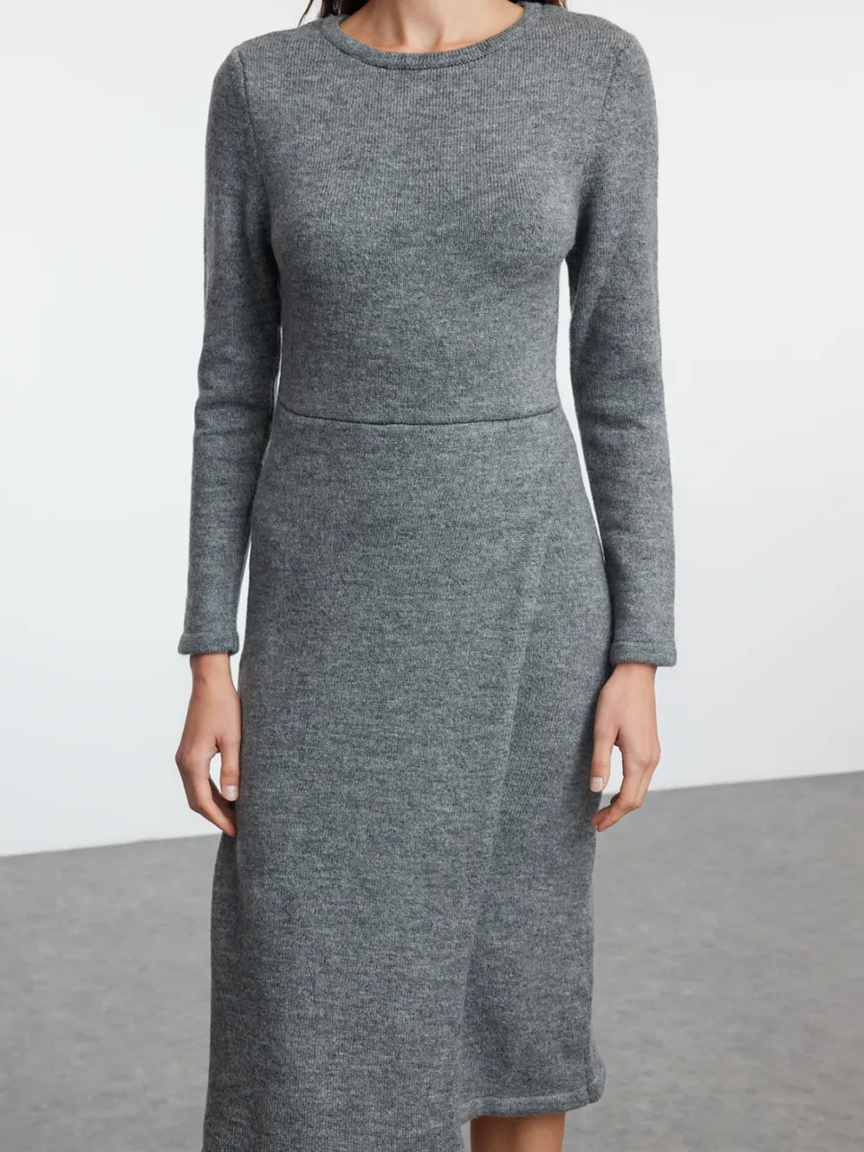 Trendyol TRENDYOLMİLLA Dames Grijs Effen Midi Lang Casual A-lijn Jurken, foto 2
