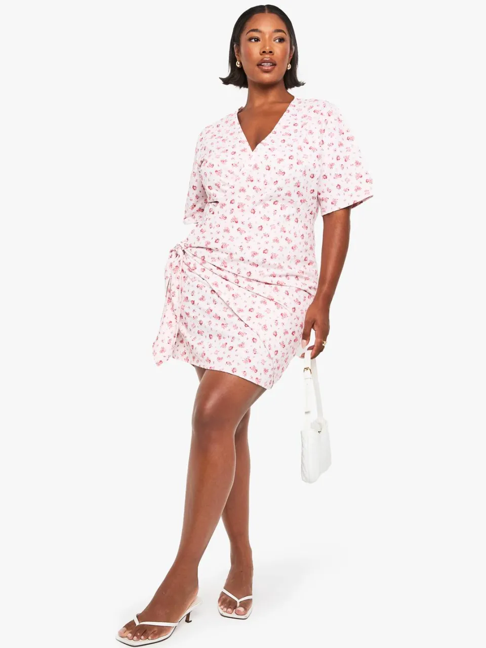 boohoo Dames plus ditsy drop waist wrap jurk roze, foto 3