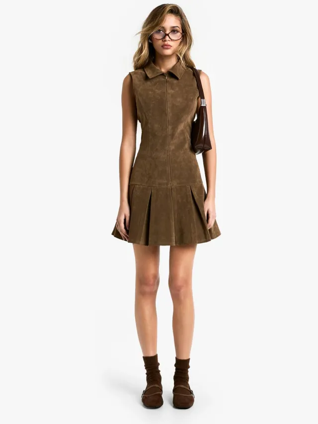 boohoo Dames Suede Tennis Rok Mini Jurk Taupe