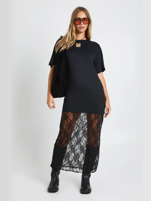 boohoo Dames Petite midaxi T-shirtjurk met kantdetail Zwart