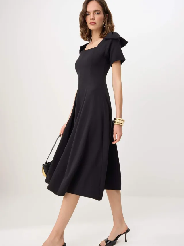 Trendyol TRENDYOLMİLLA Dames Zwart Effen Midi Kort Skater Jurken