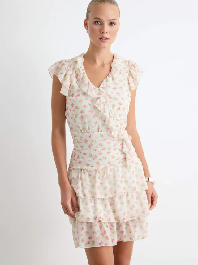 Trendyol TRENDYOLMİLLA Dames Meerkleurig Bloemen Midi Kort Bodycon Jurken Veelkleurig