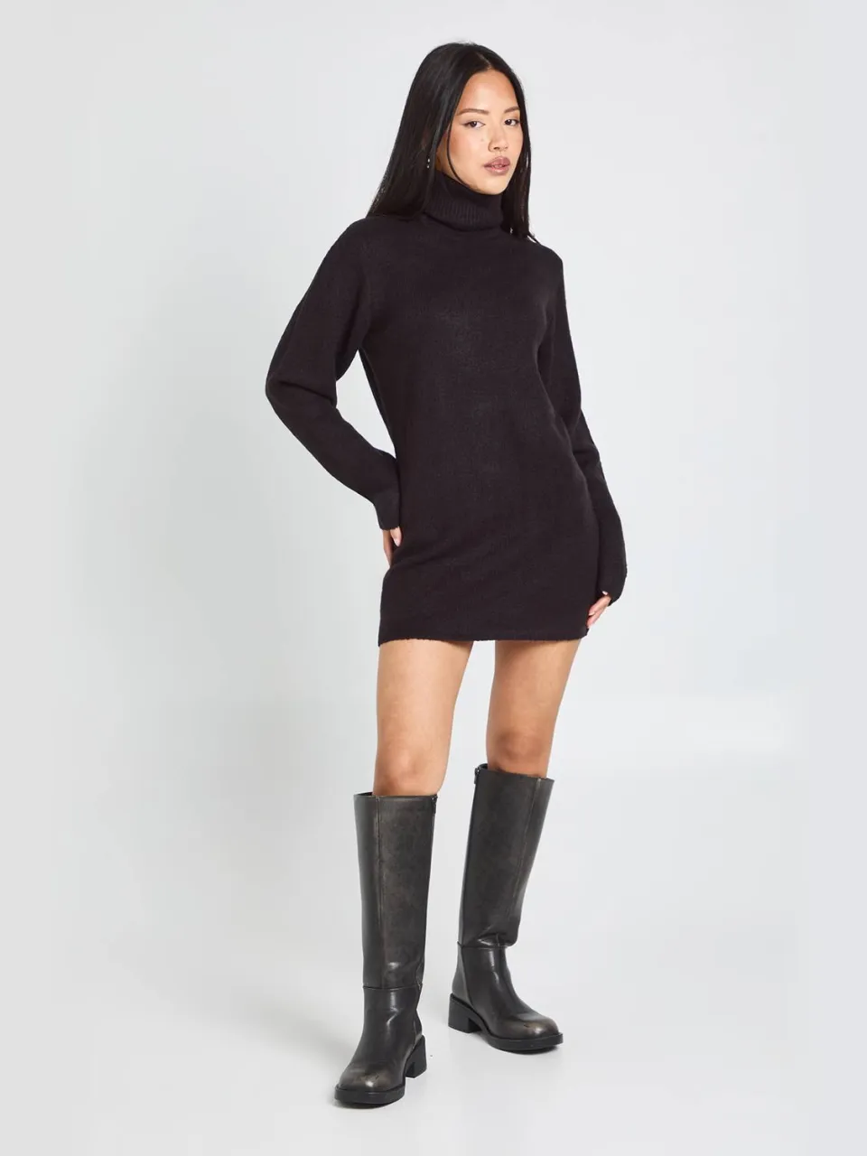boohoo Dames Petite rolkraag grofgebreide mini-jurk zwart, foto 3