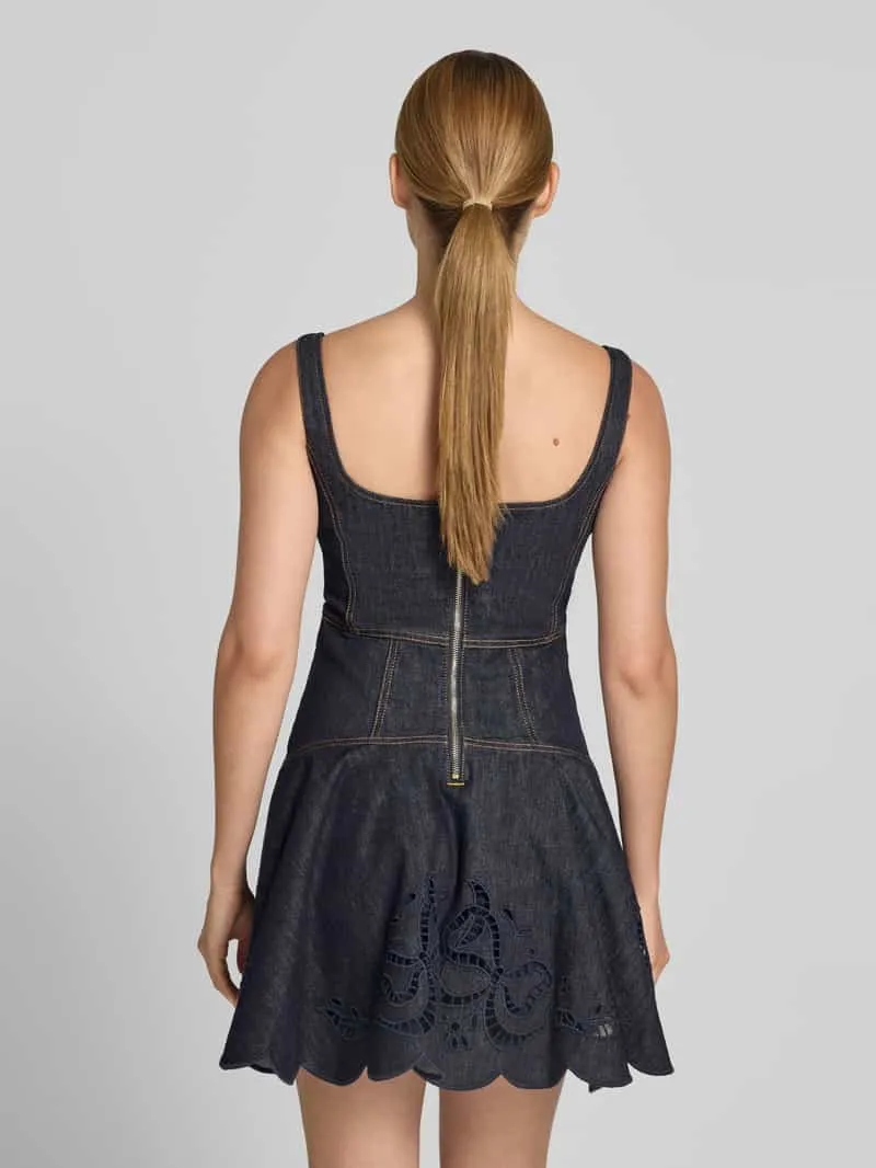 Self-Portrait Minijurk in denimlook, foto 5