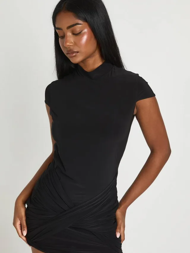 boohoo Dames Mini Jurk Met Zachte Touch En Knoopdetail Zwart