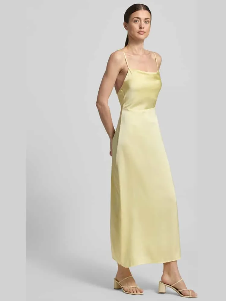 Vila maxi-jurk met spaghettibandjes model 'RAVENNA' lichtgeel, foto 5
