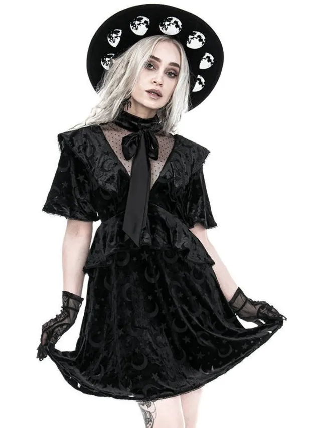Restyle Gothic schoolgirl - Devoured Jurk met Strik Zwart