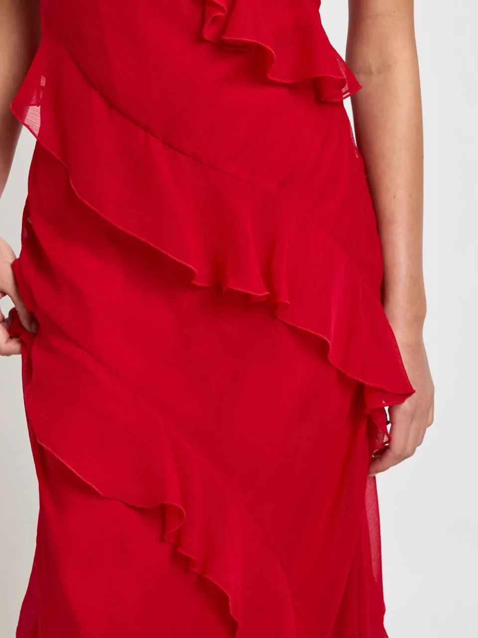 boohoo Dames Chiffon Ruches Fit & Flare Bandjes Maxi Jurk rood, foto 3