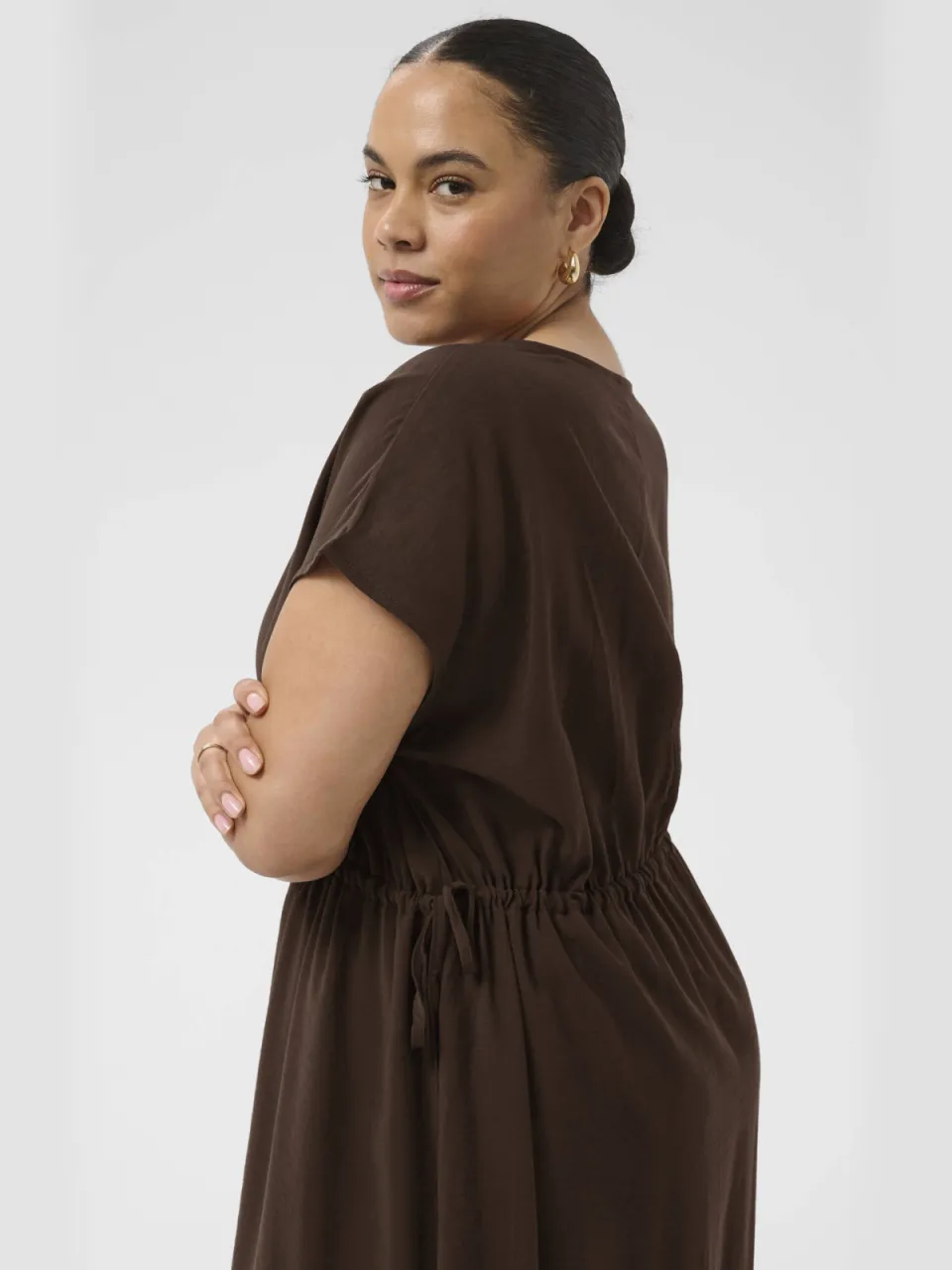 Kaffe Curve viscose midi jurk Plus Size - donkerbruin, foto 2
