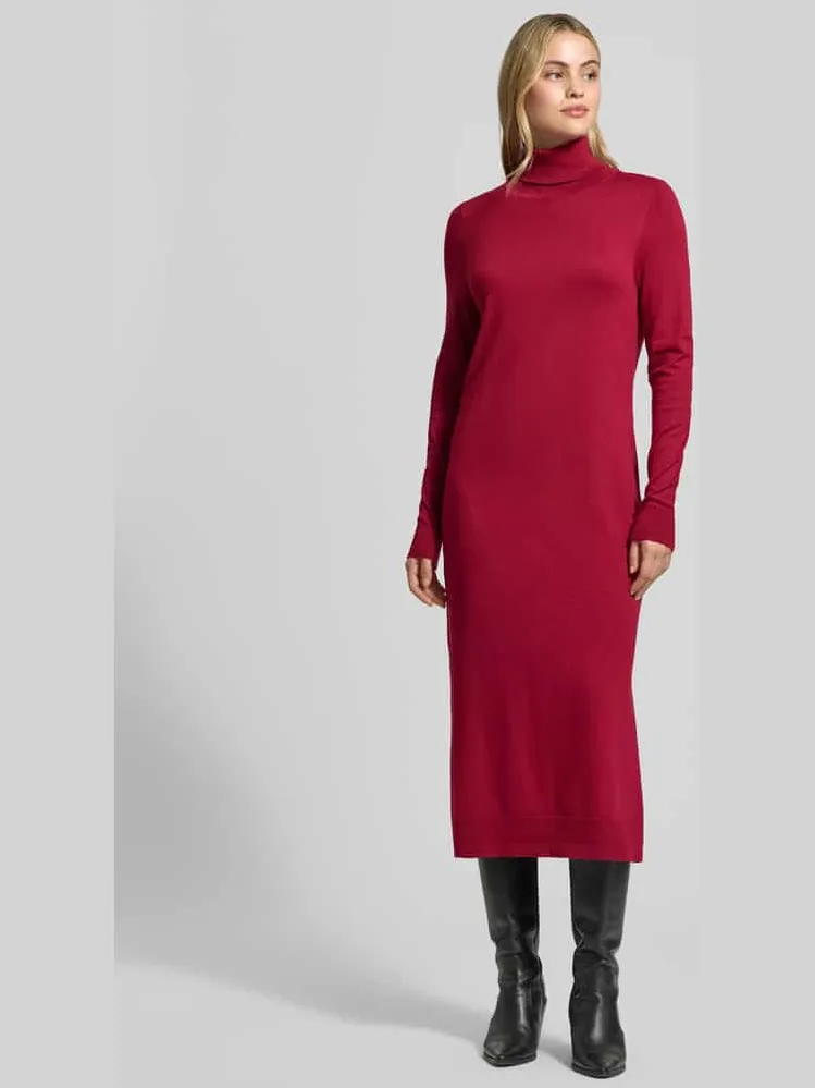 Christian Berg Woman Gebreide jurk van viscosemix met colletje Donkerrood