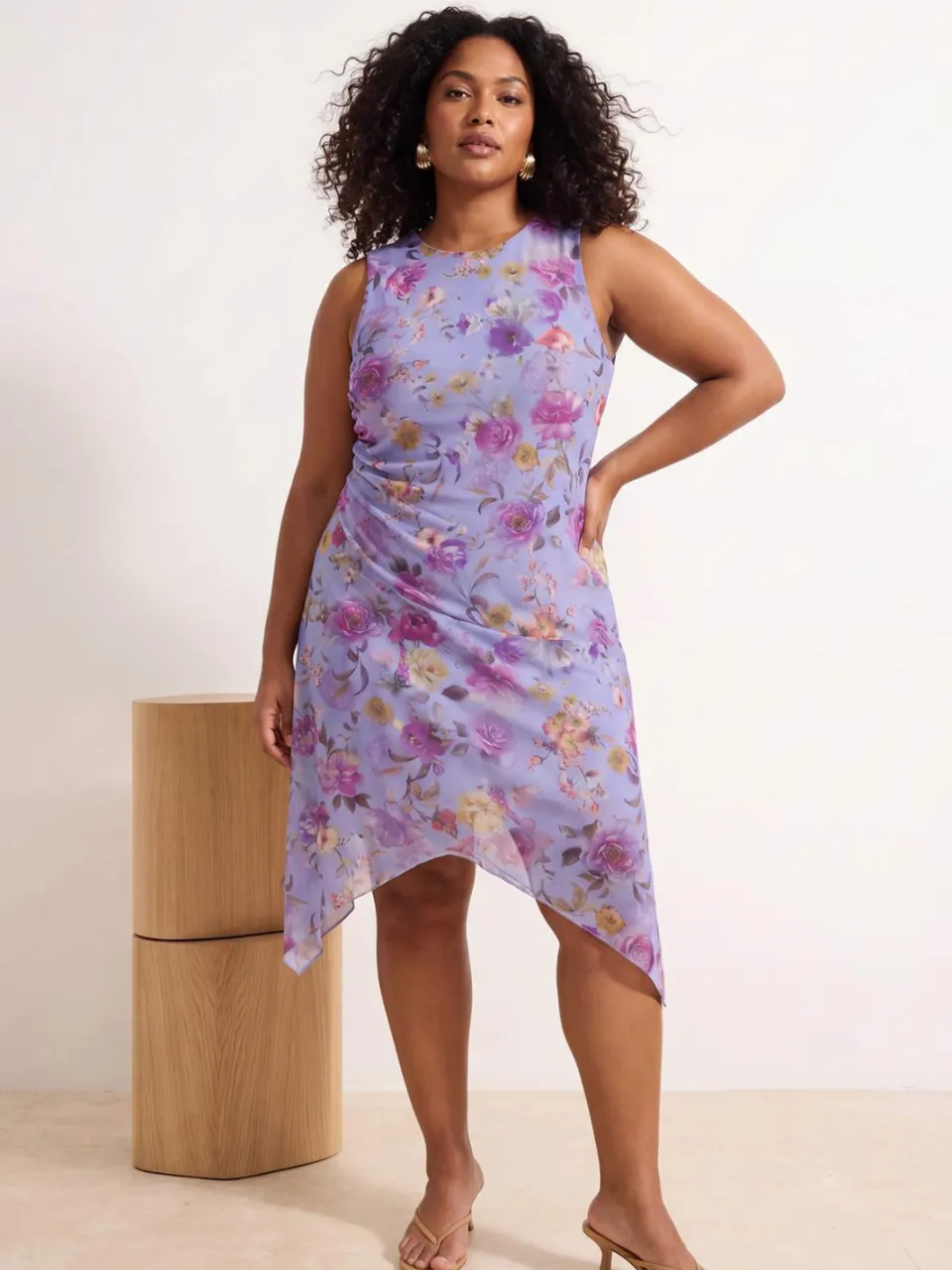 Trendyol Curve Dames Paars Bloemen Midi Mouwloos Casual A-lijn Grote maten Jurk, foto 2