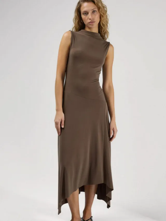 Hiccup Asymmetrische Midi Sandy Jurk Bruin