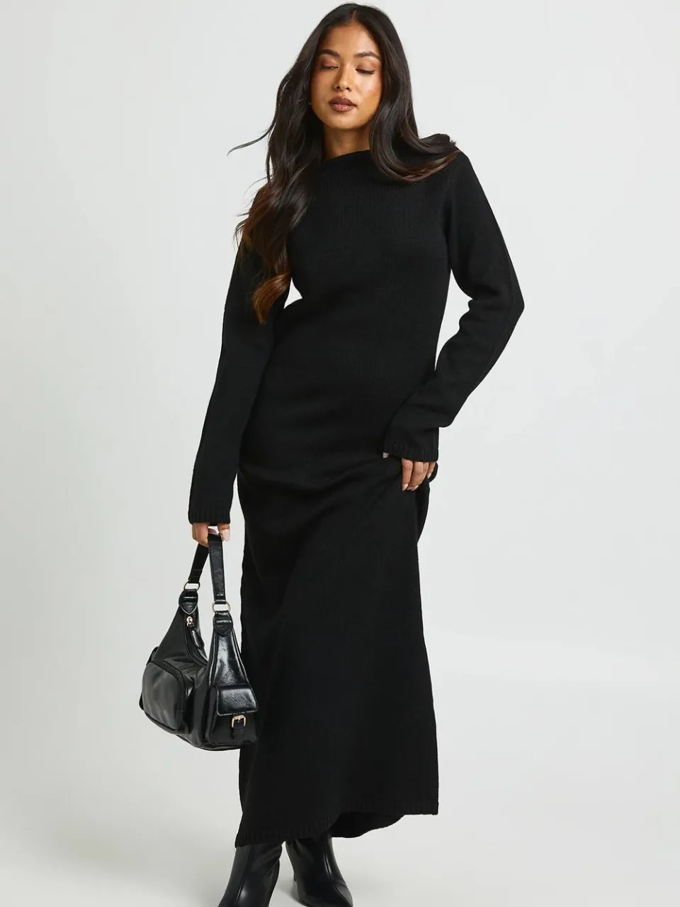 boohoo Dames Petite Gebreide Maxi Jurk Met Slash Halslijn zwart, foto 2