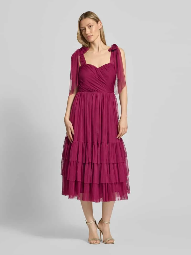 Lace & Beads Knielange cocktailjurk in laagjeslook Donkerrood