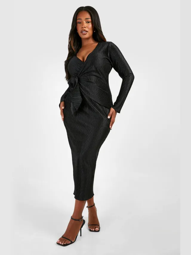 boohoo Dames Plus Wave Plisse Wrap Midaxi Jurk zwart